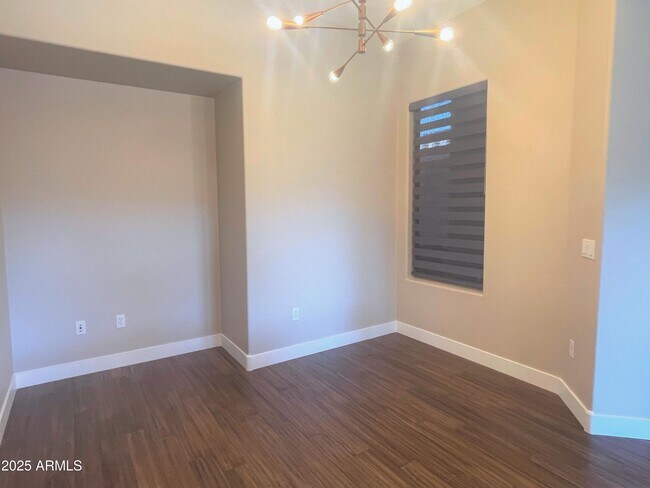 Foto del edificio - 35018 N 27th Ave