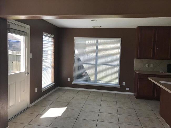 Foto del edificio - 6510 Canyon Mist Ln