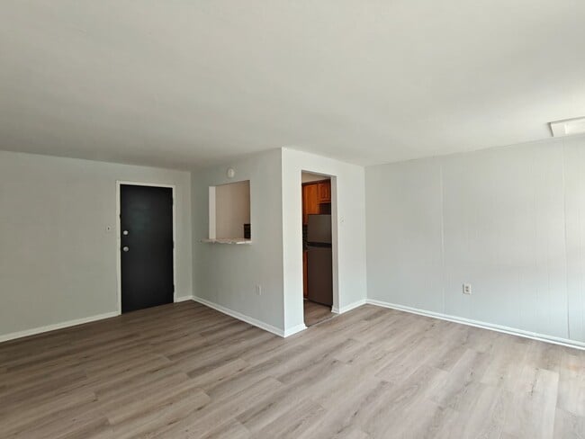 Building Photo - 7131 Marshall Rd