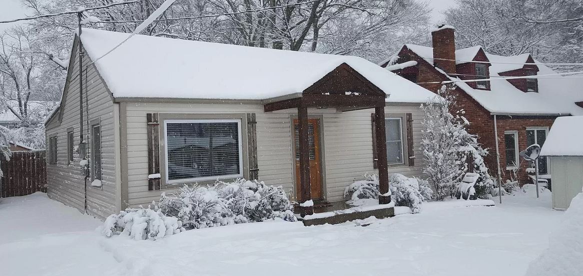 Foto principal - 3711 Burrus St