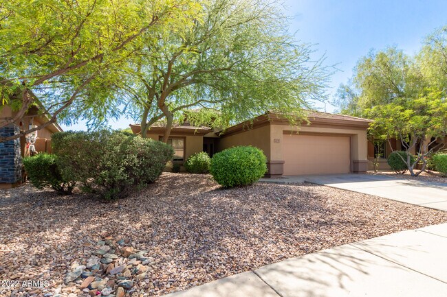 Building Photo - 2237 W Firethorn Way