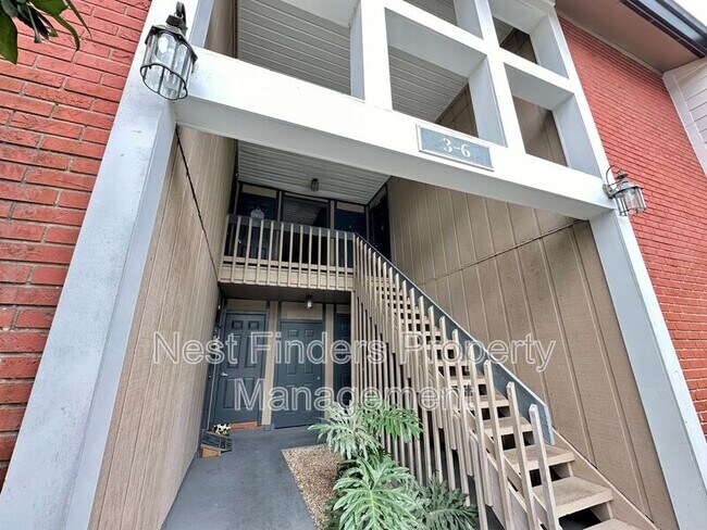 Building Photo - 8880 Old Kings Rd S