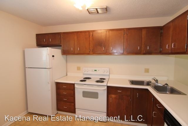 Building Photo - 2 br, 1 bath House - 1220 Village Rd #7