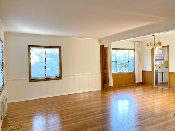 Foto principal - 3295 Lowry Rd
