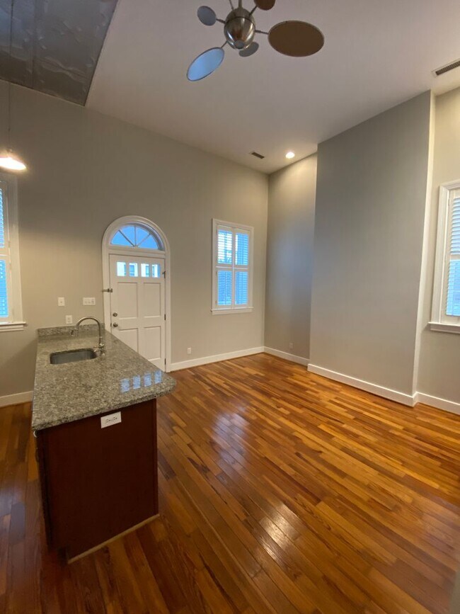 Foto del edificio - Wonderful, Updated 3 Bedroom Home in Carve...