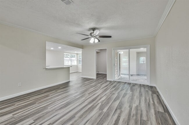 Building Photo - 12614 Dermott Dr