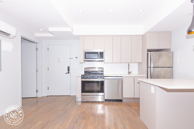 Building Photo - 594 Bushwick Ave