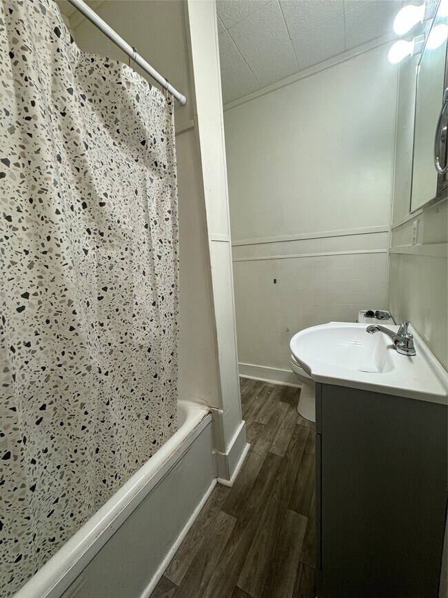 Foto del edificio - 110 Barnard St