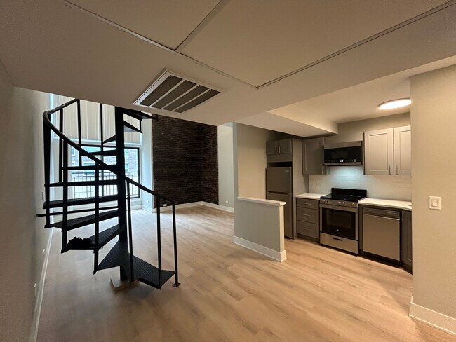 Foto del edificio - 1214 N La Salle Dr