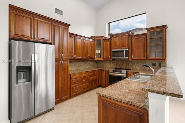 Building Photo - 1087 Deerwood Ln