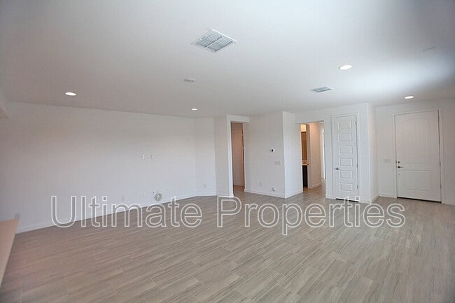 Building Photo - 16503 W Alameda Rd