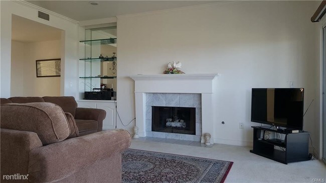 Building Photo - 3138 S Gaffey St