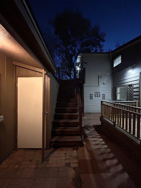 Foto del edificio - 1388 Hartsdale Dr