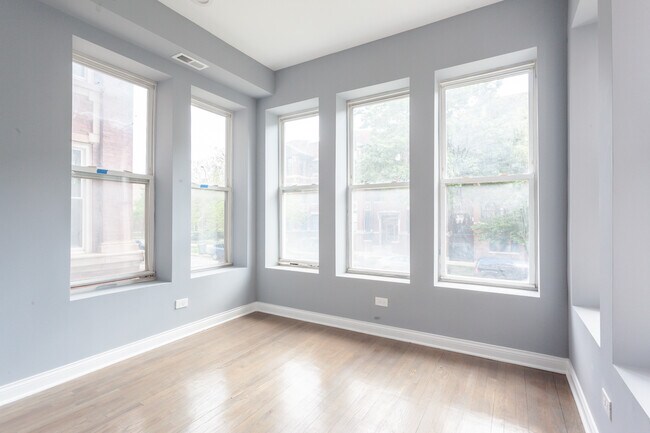 Foto del edificio - 5132 S Greenwood Ave