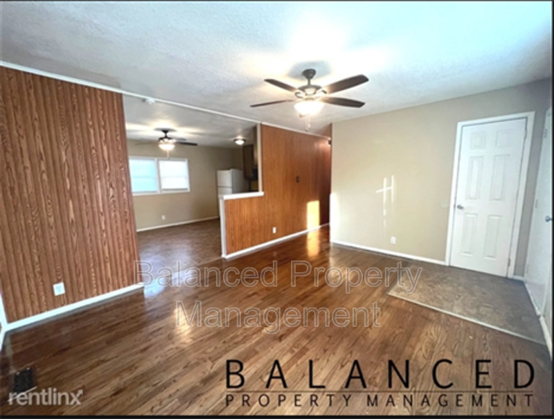 Primary Photo - 3508 SE 10th St