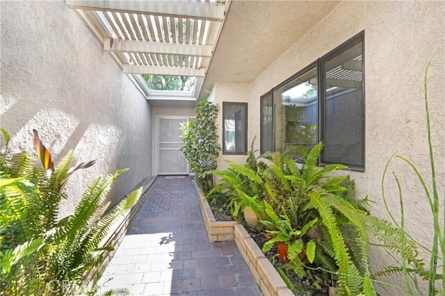 Foto del edificio - 744 Pebble Beach Dr