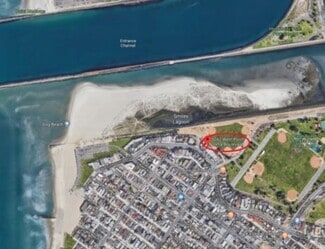 Building Photo - 5042 W Point Loma Blvd