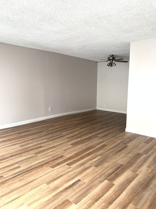 Foto del edificio - 2 Bedroom 2 Bath Condo with Pool and Hot T...