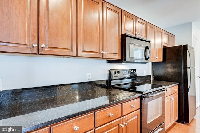 Building Photo - 4108 Monument Ct