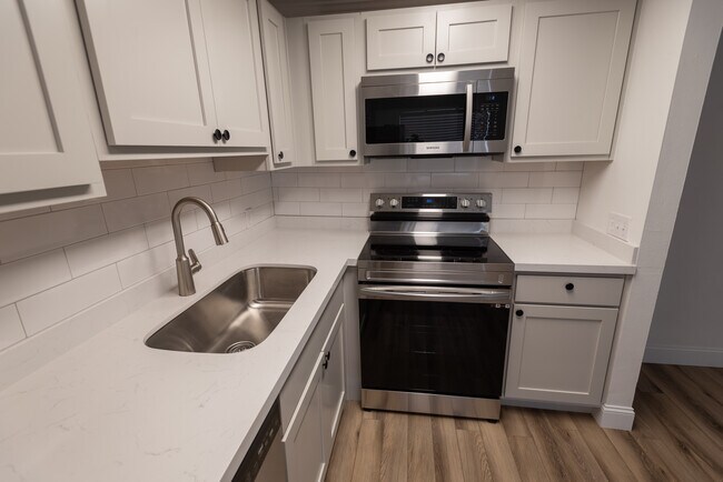 Foto del edificio - 777 W 5th St