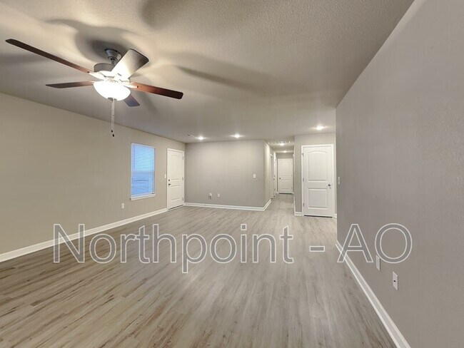 Foto del edificio - 8108 SW 1st St