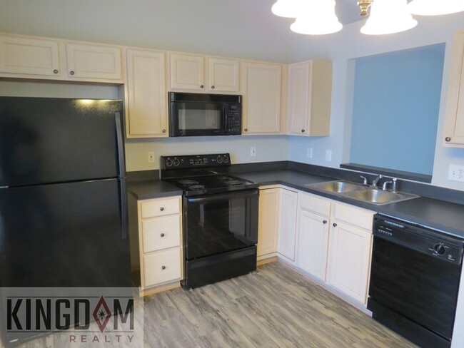 Building Photo - 857 Radbourne Dr Columbus, OH 43207