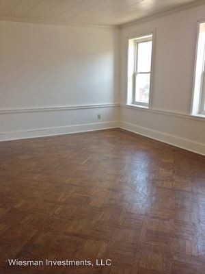 Foto del edificio - 503 W Market St