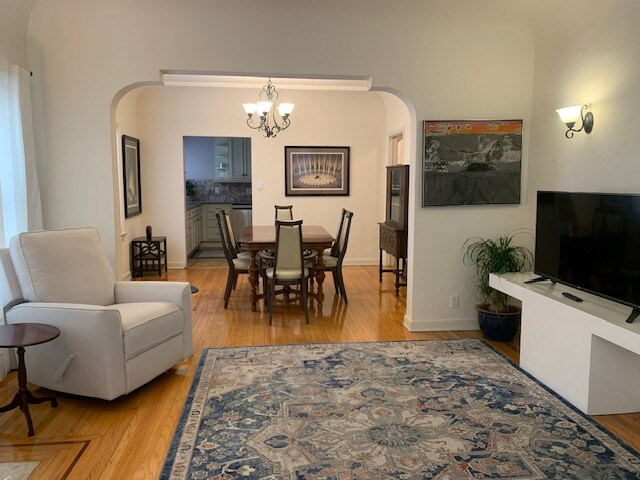 Primary Photo - 7954 Blackburn Ave