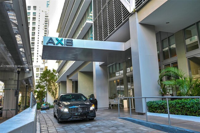 Foto del edificio - 1111 SW 1st Ave