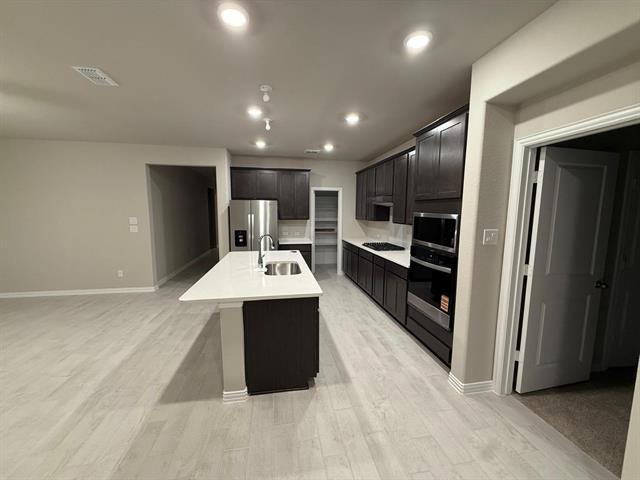 Building Photo - 3921 River Rock Ave
