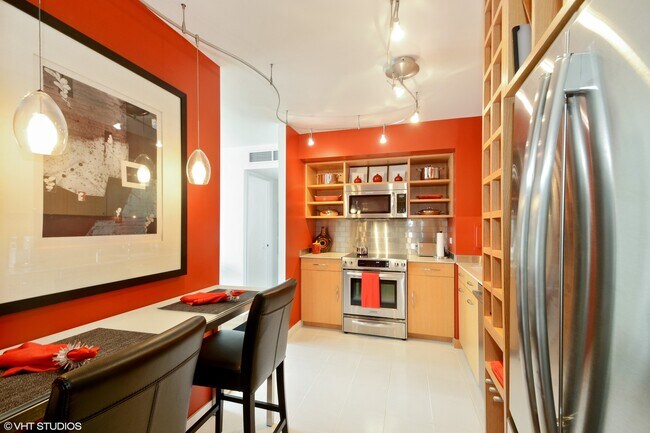 Foto del edificio - 260 E Chestnut St