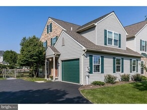 Building Photo - 202 Nelis Ct
