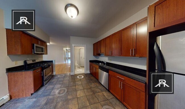 Foto del edificio - 3 bedroom in Somerville MA 02143