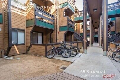 Foto del edificio - 35 Stenner St