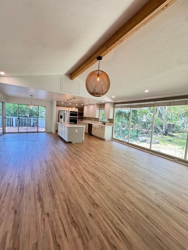 3 BED, 2 BATH, 2 Parking with AC- Kalani I... - 3 BED, 2 BATH, 2 Parking with AC- Kalani I...