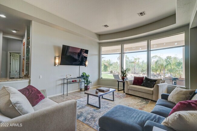 Foto del edificio - 4525 N Moon Blossum Ln
