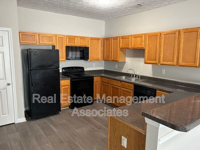 Foto del edificio - 1749 Carrington Dr