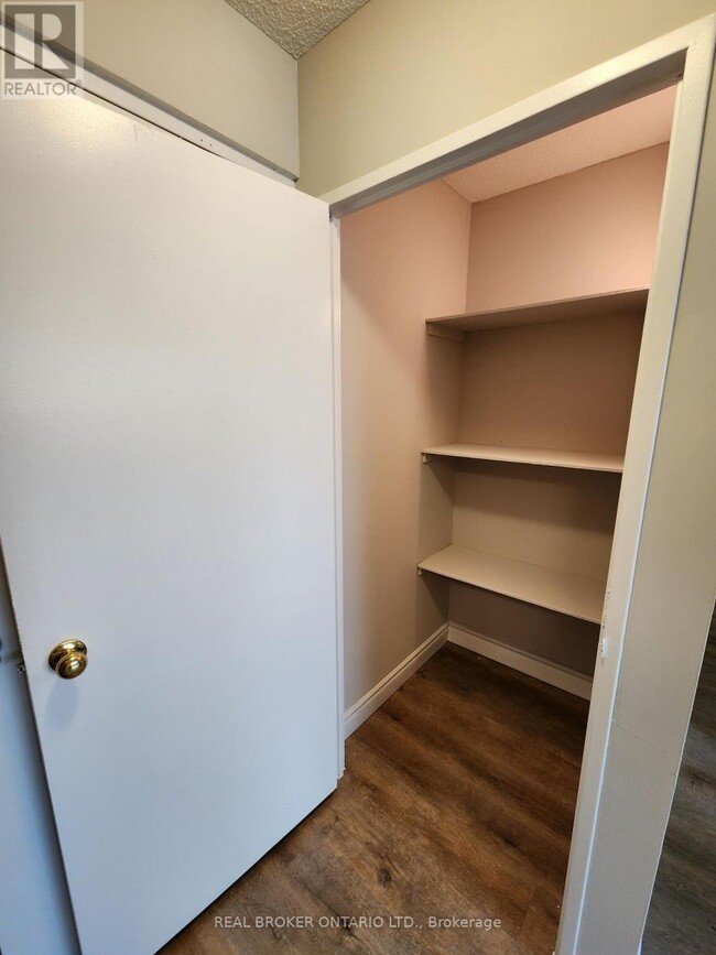 Building Photo - 97 Nonquon Rd