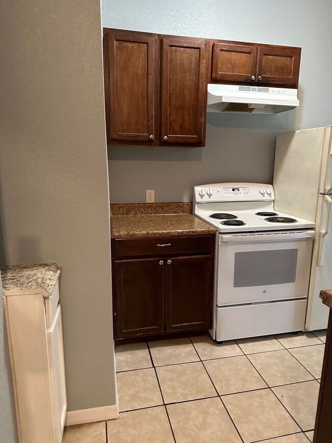 Building Photo - 2 Bed/2 Bath in Haines City - ready for im...