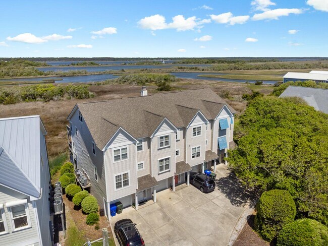Foto del edificio - 918-517 N New River Dr