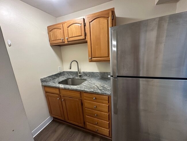 Building Photo - 1024-1026 Waverly St