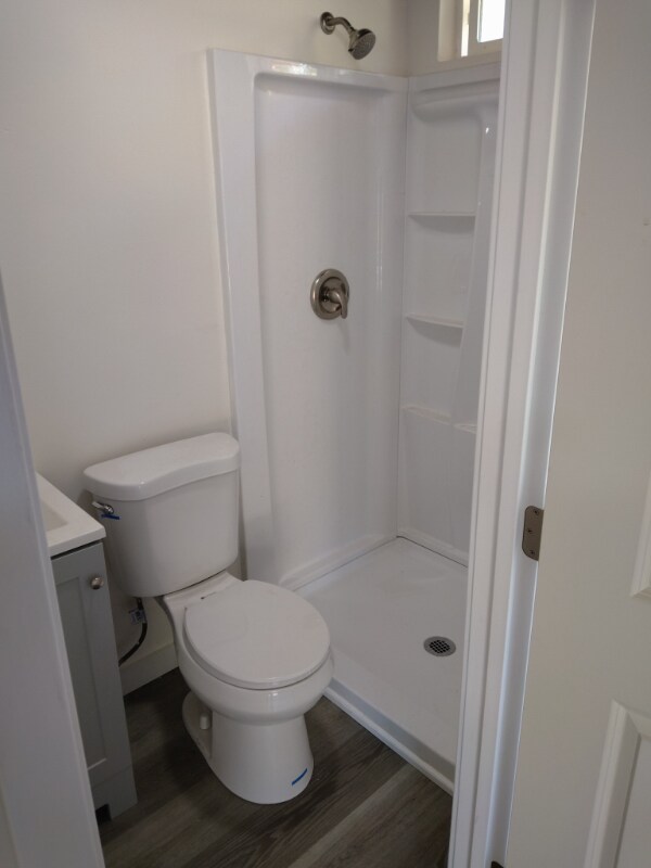 Foto principal - 131 Plymouth Dr