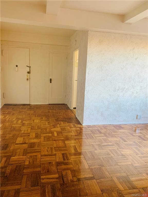 16 Metropolitan Oval, The Bronx, NY 10462 Condo for Rent in The Bronx