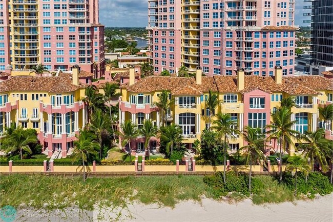 Building Photo - 2110 N Ocean Blvd
