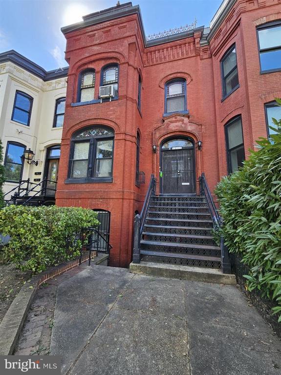 Primary Photo - 1920 11th St NW