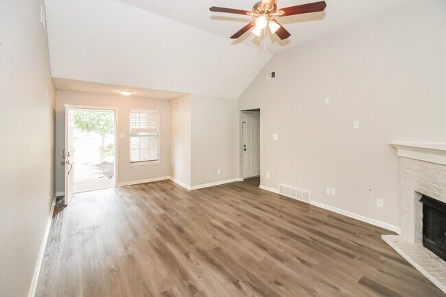 Building Photo - 6803 Kerry Valley Ln