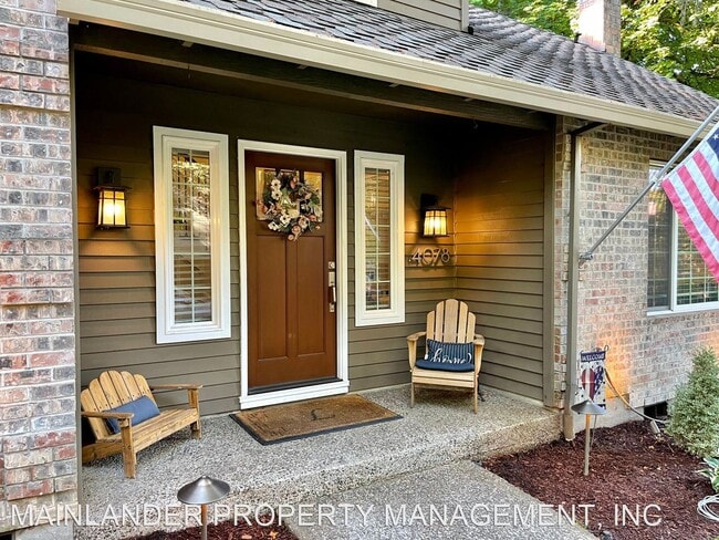 Foto del edificio - 4 br, 3 bath House - 4078 MELISSA DR.