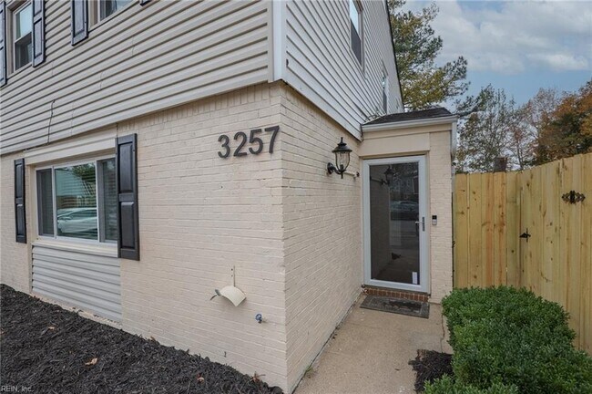 Foto del edificio - 3257 Yorkborough Way