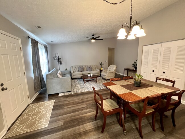 Living room and dining room - 2753 Edgewood Ln