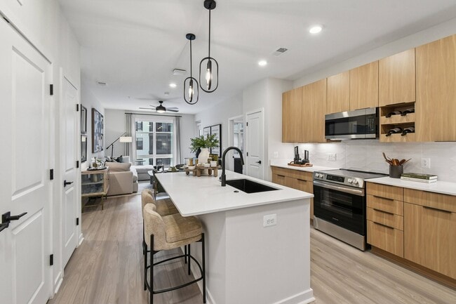 Building Photo - Aventon Moorefield